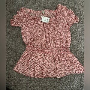 Women’s blouse NWT size Medium